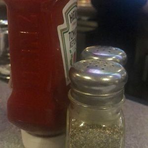 Meet your Posher, Kara